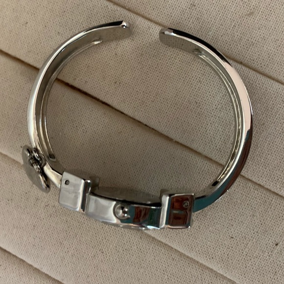 Louis Arden Cuff Watch Silver Round Rhinestone Face Hanging Mickey Heart New Bat - Picture 8 of 9